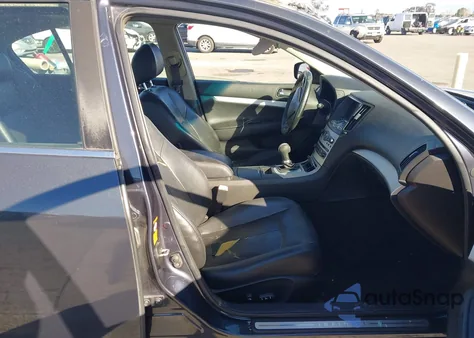 2009 Infiniti G37 Journey from USA, damaged, VIN JNKCV61E79M012078